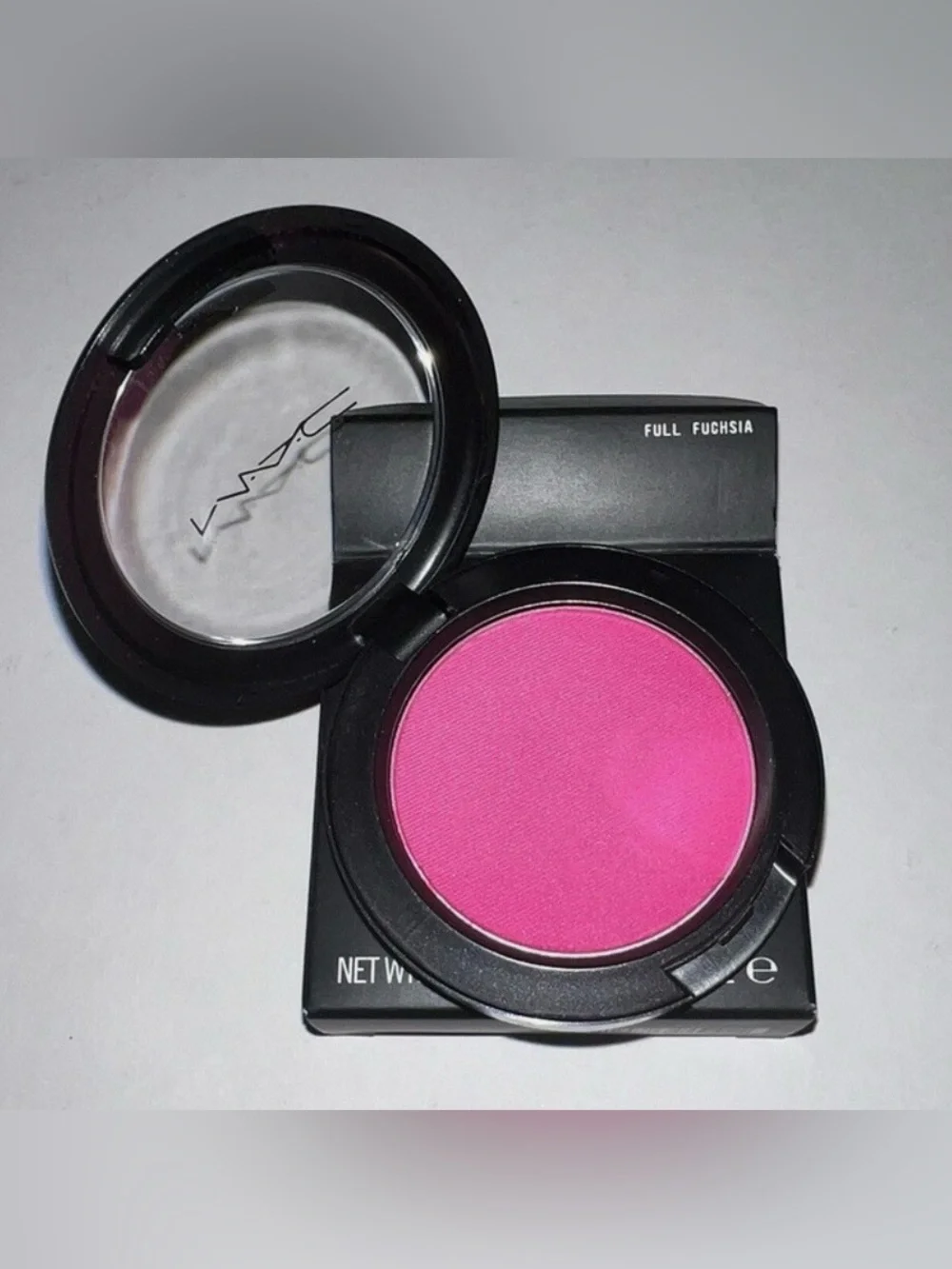 New! MAC Cosmetics Full Fuchsia Powder Blush